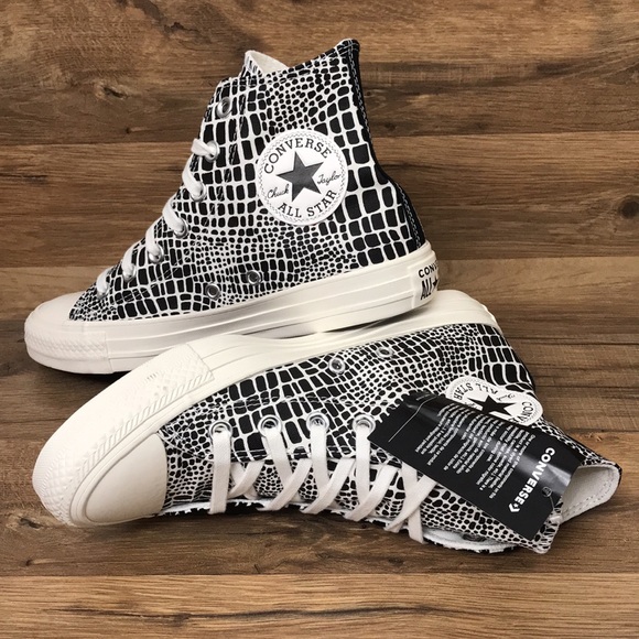 CONVERSE CTAS HIGH TOP BRAND NEW - Picture 15 of 15